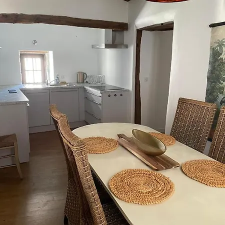 Holiday home Dans Maison Du Xvi Siecle Cajarc